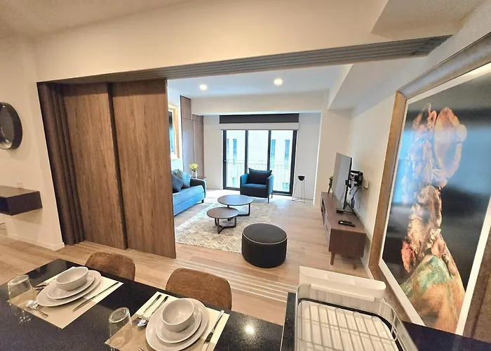 Elegant 1 Bedroom