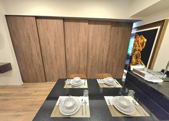 Elegant 1 Bedroom